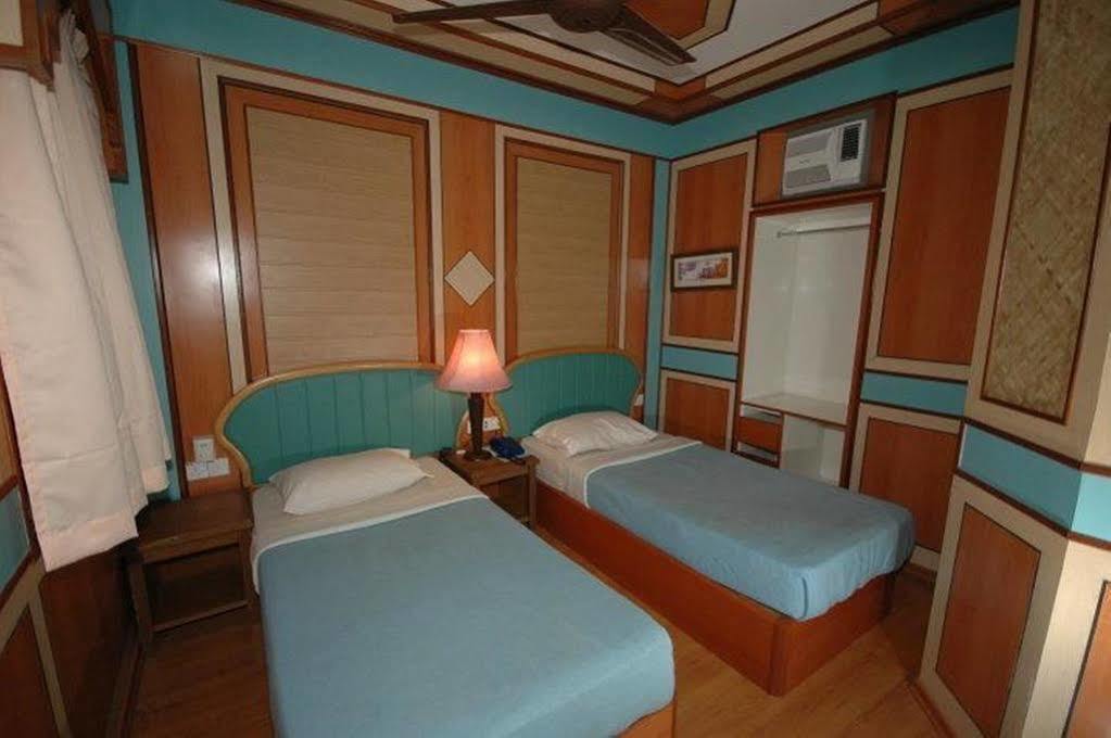 Shari La Island Resort Kampong Pasir Hantu Eksteriør bilde