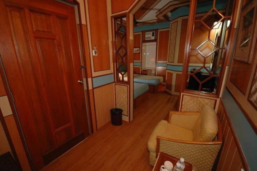 Shari La Island Resort Kampong Pasir Hantu Eksteriør bilde